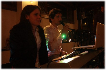 Vocalist e dj per varie occasioni.
